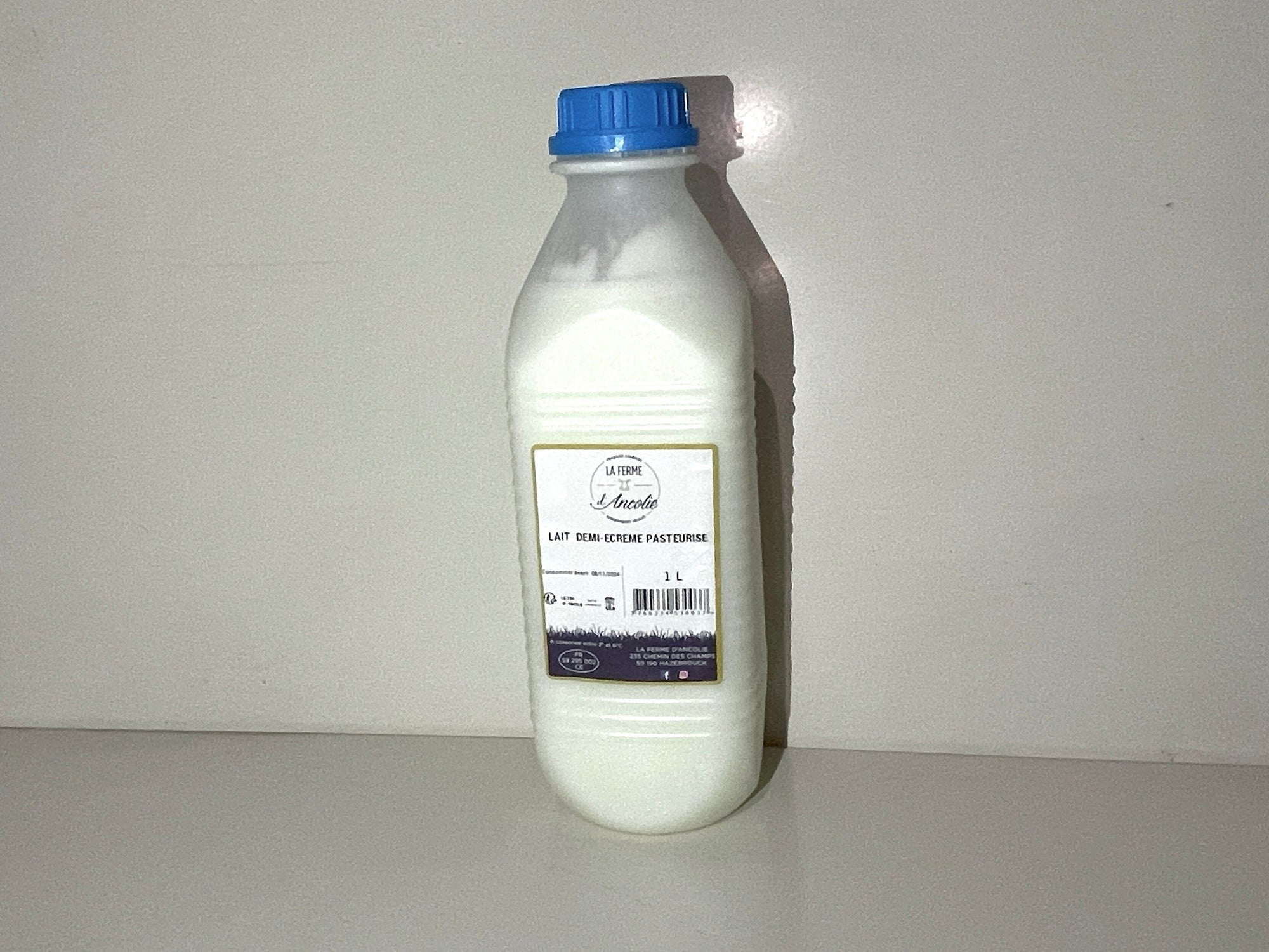 Lait demi-écremé pasteurisé (1l) Crèmerie Hélène - La ferme d'Ancolie - Hazebrouck